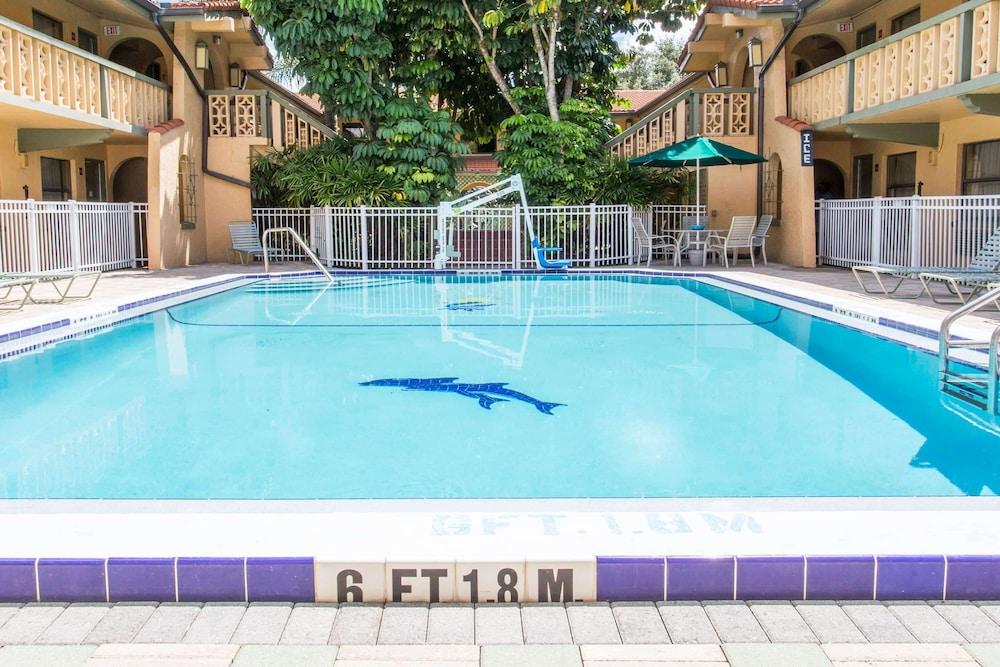 Quality Inn & Suites Altamonte Springs Orlando-North Екстериор снимка