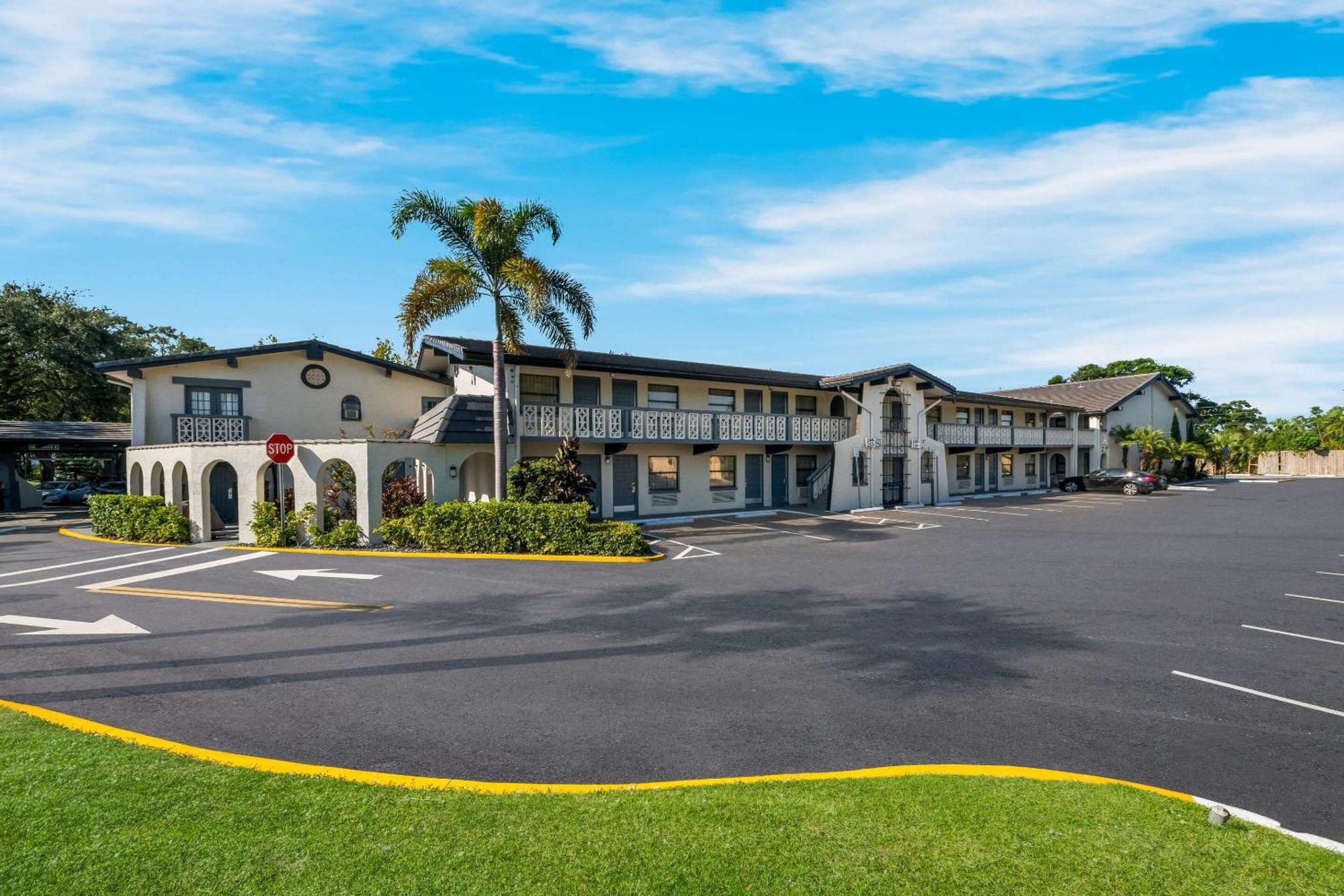 Quality Inn & Suites Altamonte Springs Orlando-North Екстериор снимка